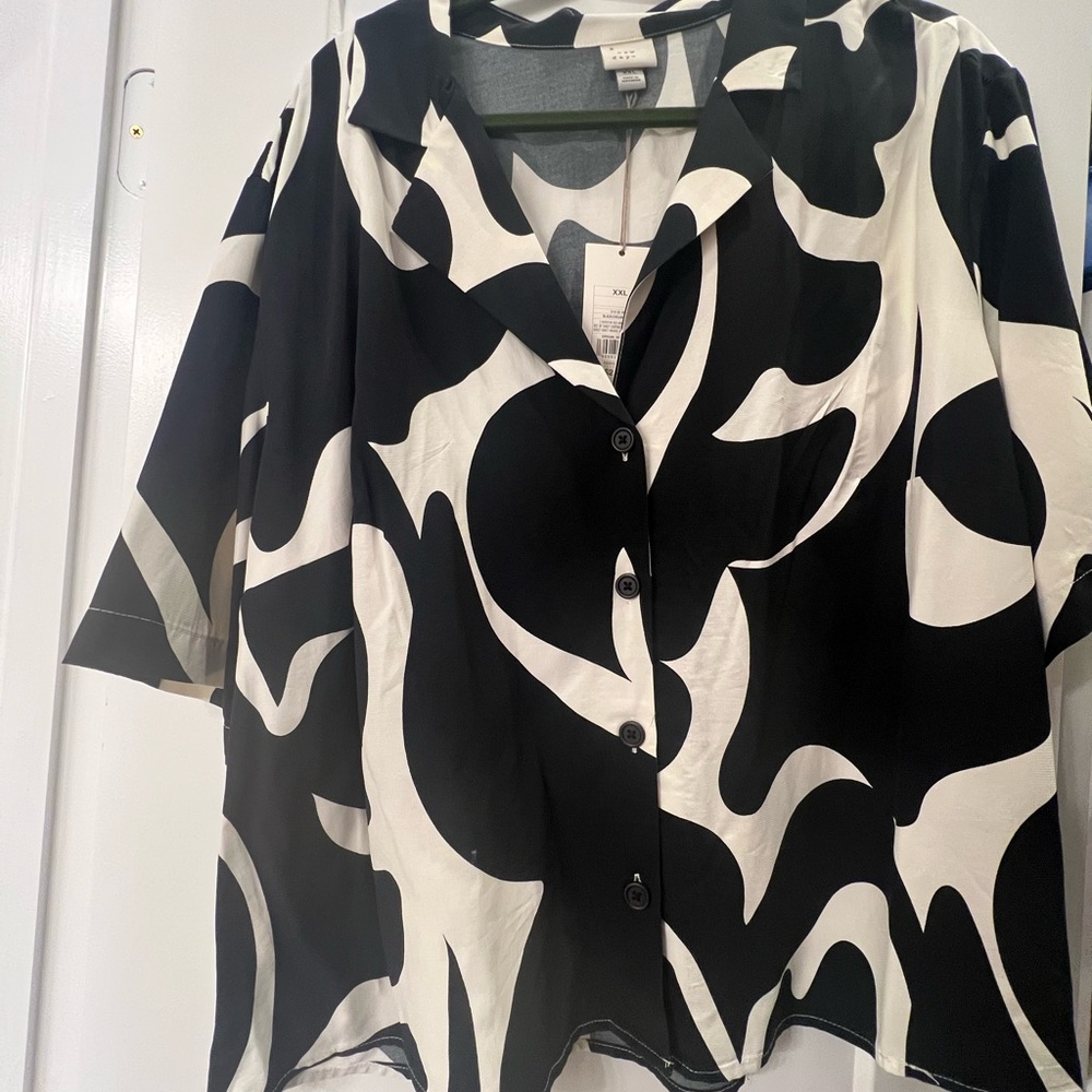 Stylish ‘a new day’ Black and White Women's Top